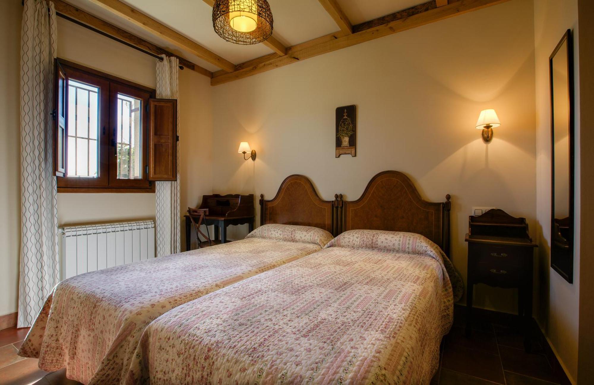 Apartamentos El Jardin Del Poeta Guijo de Granadilla 部屋 写真