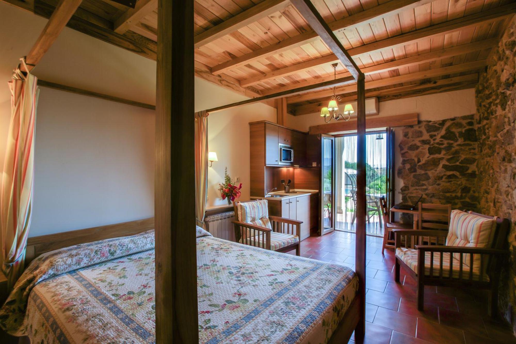 Apartamentos El Jardin Del Poeta Guijo de Granadilla 部屋 写真
