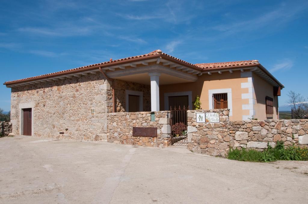 Apartamentos El Jardin Del Poeta Guijo de Granadilla エクステリア 写真