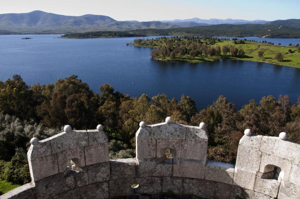 Apartamentos El Jardin Del Poeta Guijo de Granadilla エクステリア 写真